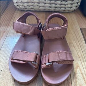 DONATING NEXT WEEK! Thick rubber Velcro sandals
